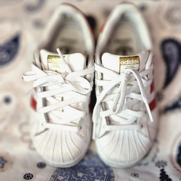 ADIDAS - Picture 3 of 12